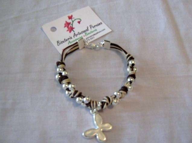 Bisuteria artesanal peruana aretes pulseras y collares